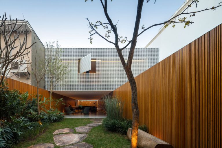 C+C House | Studio MK27 - Marcio Kogan + Samanta Cafardo