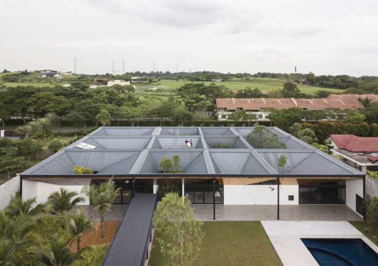 Cloister House | Formwerkz Architects