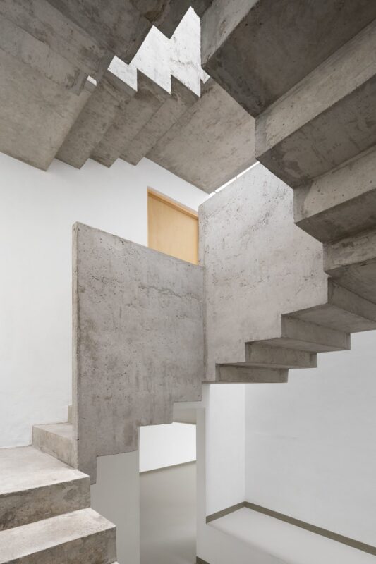 House T | LANZA Atelier