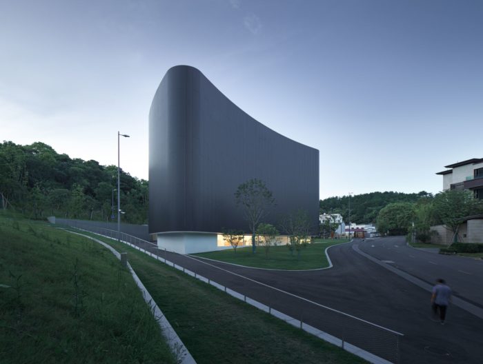 MoAE ? Huamao Museum of Art Education | Álvaro Siza + Carlos Castanheira