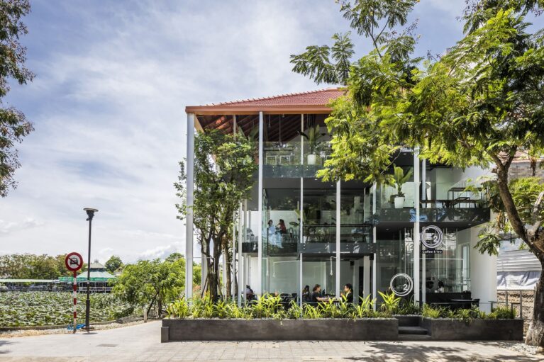 O2 Coffee - The New “RƯỜNG" | MW archstudio