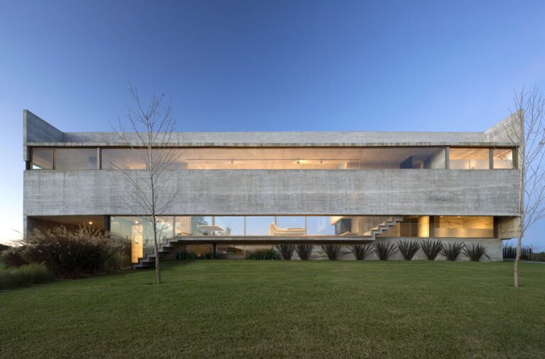 Escobar House | Luciano Kruk