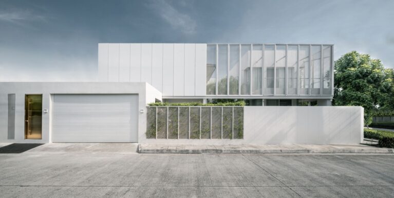 White Canvas House | ACA Architects