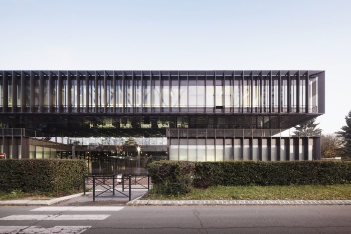 Le?onard de Vinci Technical College | TANK Architectes + COSA