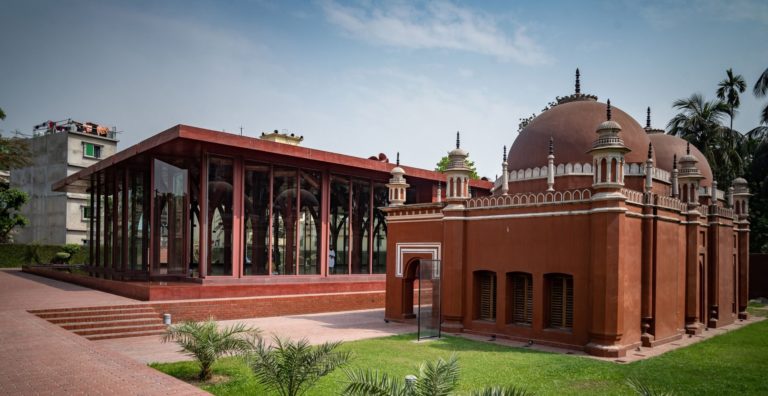 Red Mosque | Kashef Chowdhury - URBANA