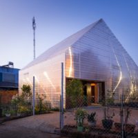 Arch2O-greenhouse-as-a-home-bias-architects-11