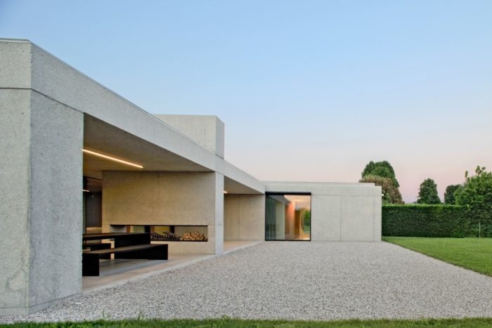 House Surrounded by Greenery l MIDE architetti