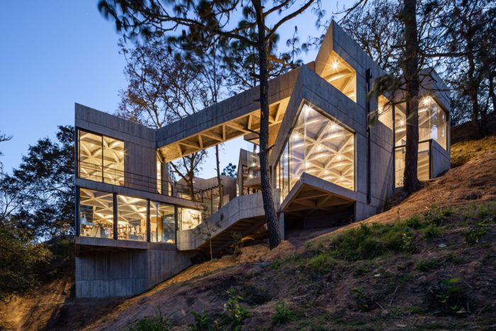 Silkworm Sanctuary | LAMZ Arquitectura