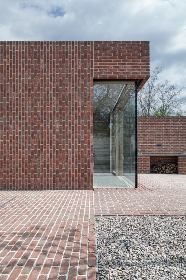 How to Choose from the 10 Best Facade Cladding Materials? - Arch2O.com