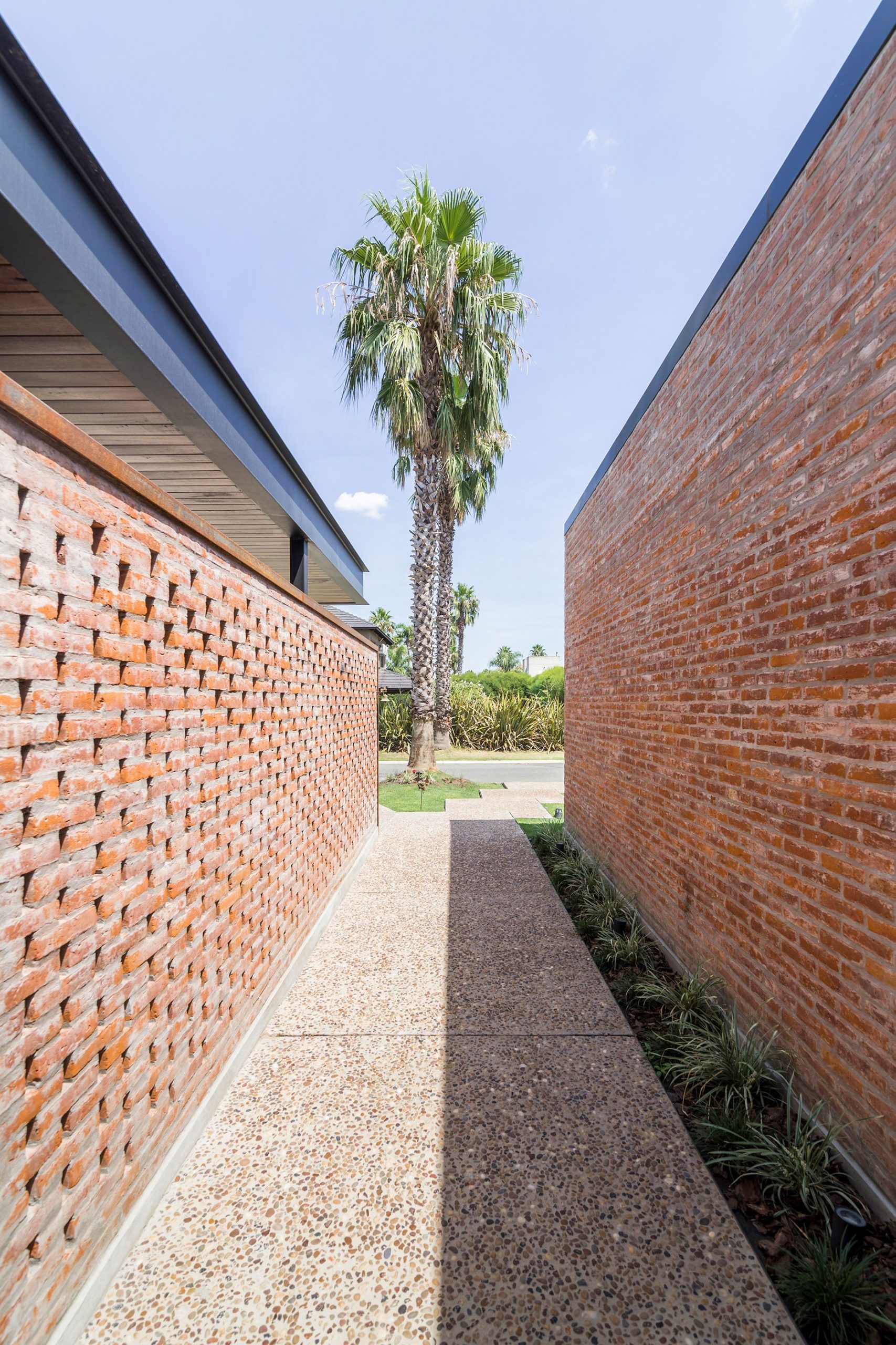 Arch2O house in san marino funes hills mariel suarez 25