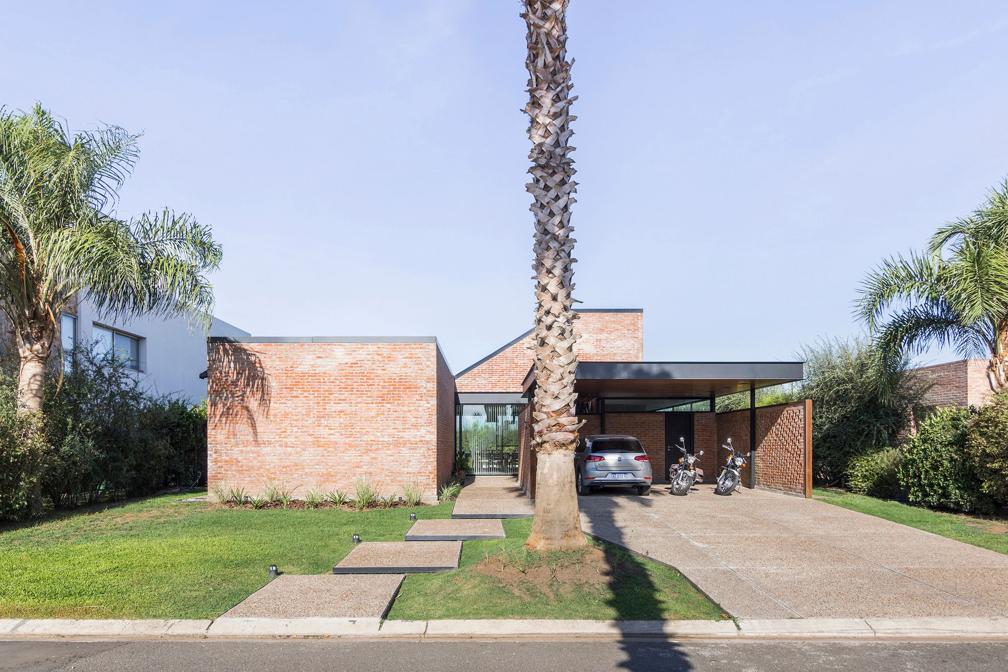 Arch2O house in san marino funes hills mariel suarez 27