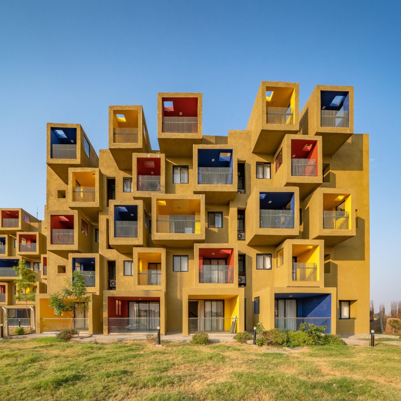 STUDIOS 90 Residential Building | Sanjay Puri Architects - Arch2O.com