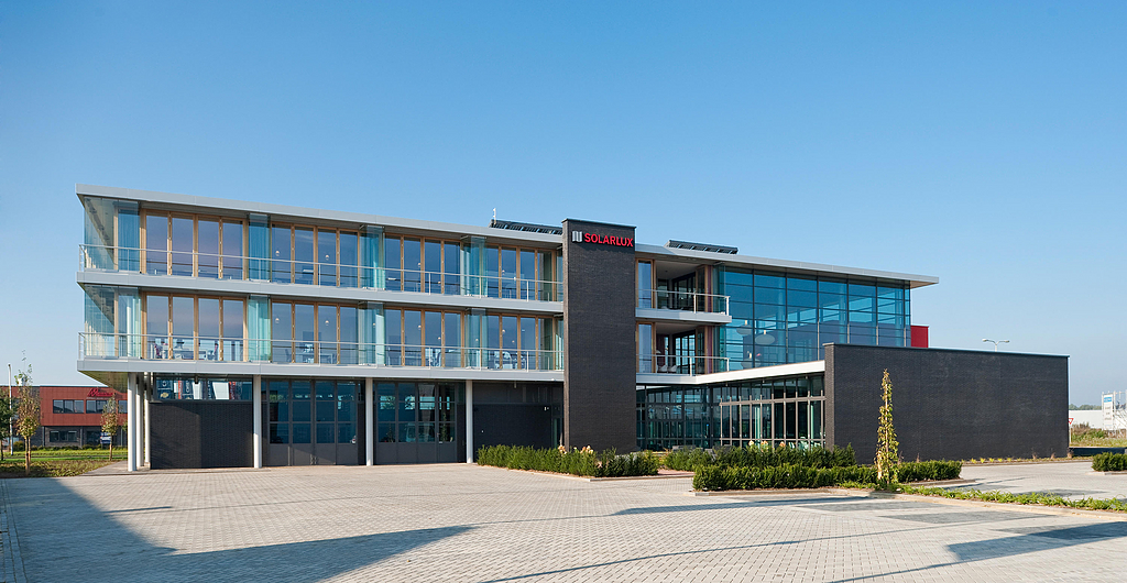 Balcony Glazing - SL Comfort Façade | Solarlux - Image 6