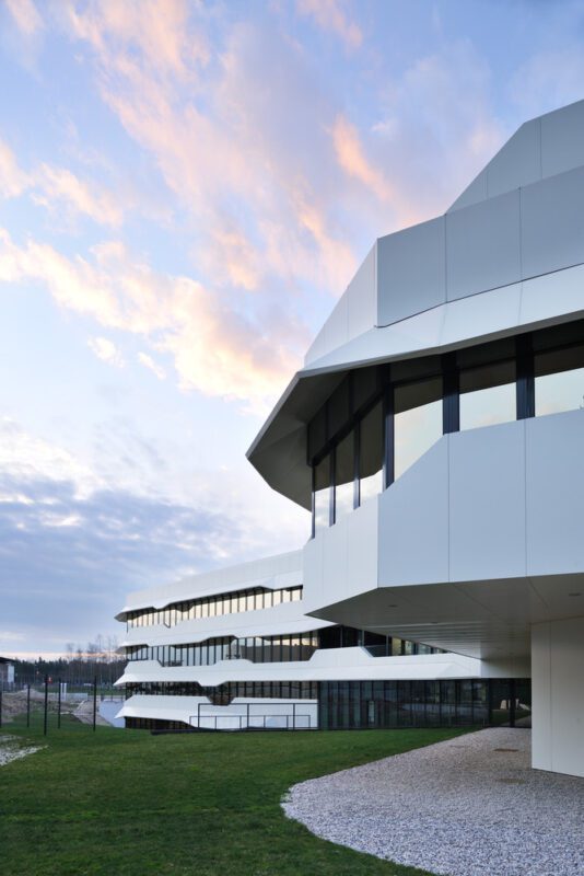 Sadar Vuga arhitekti Air Traffic Control Center Brnik SLO