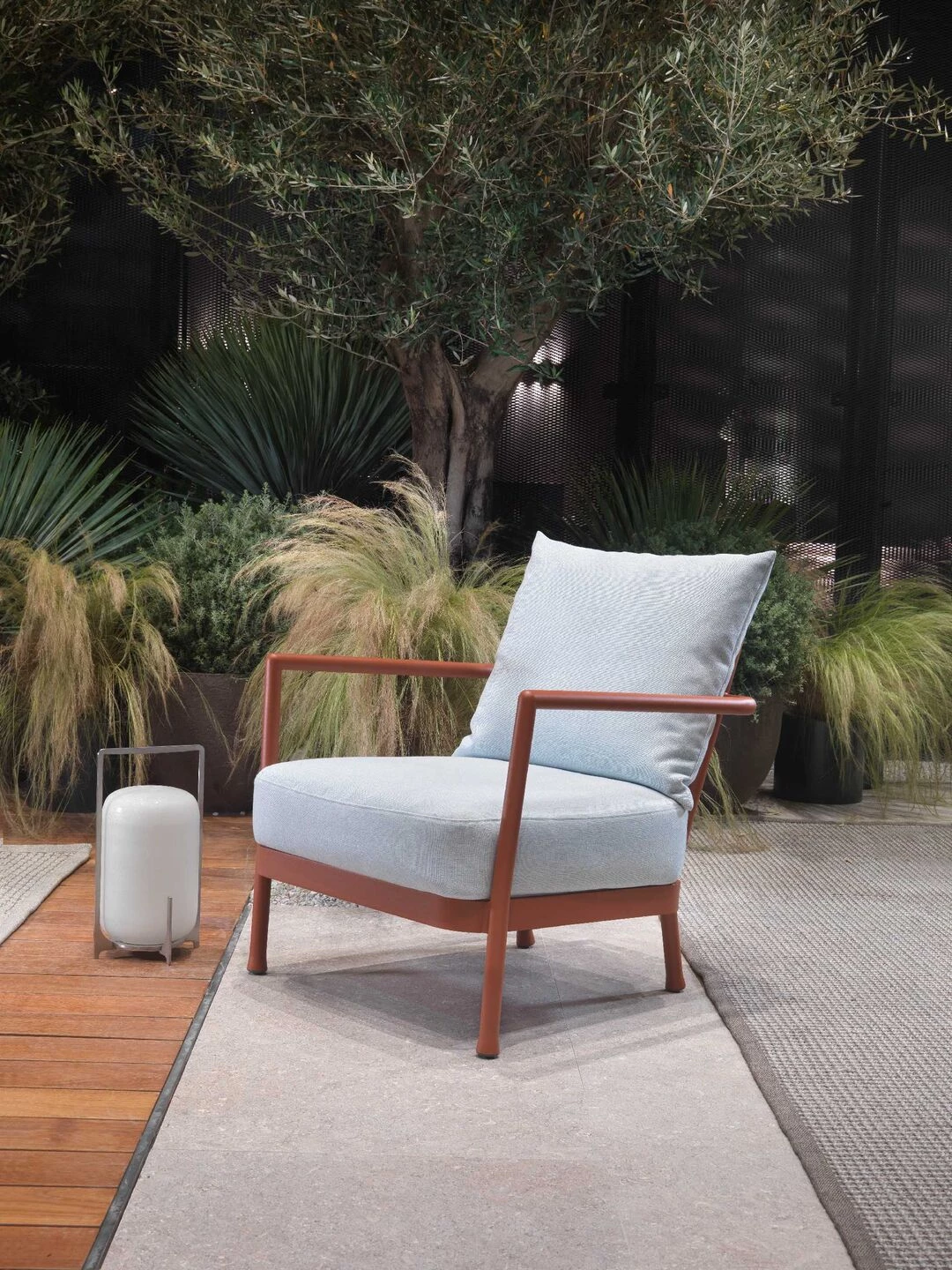 Camargue Outdoor Armchair | Flexform - Image 4