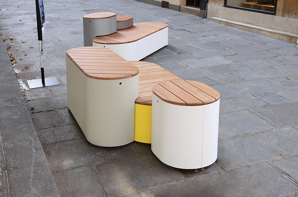Outdoor Seating - Urban Islands | mmcité - Image 4