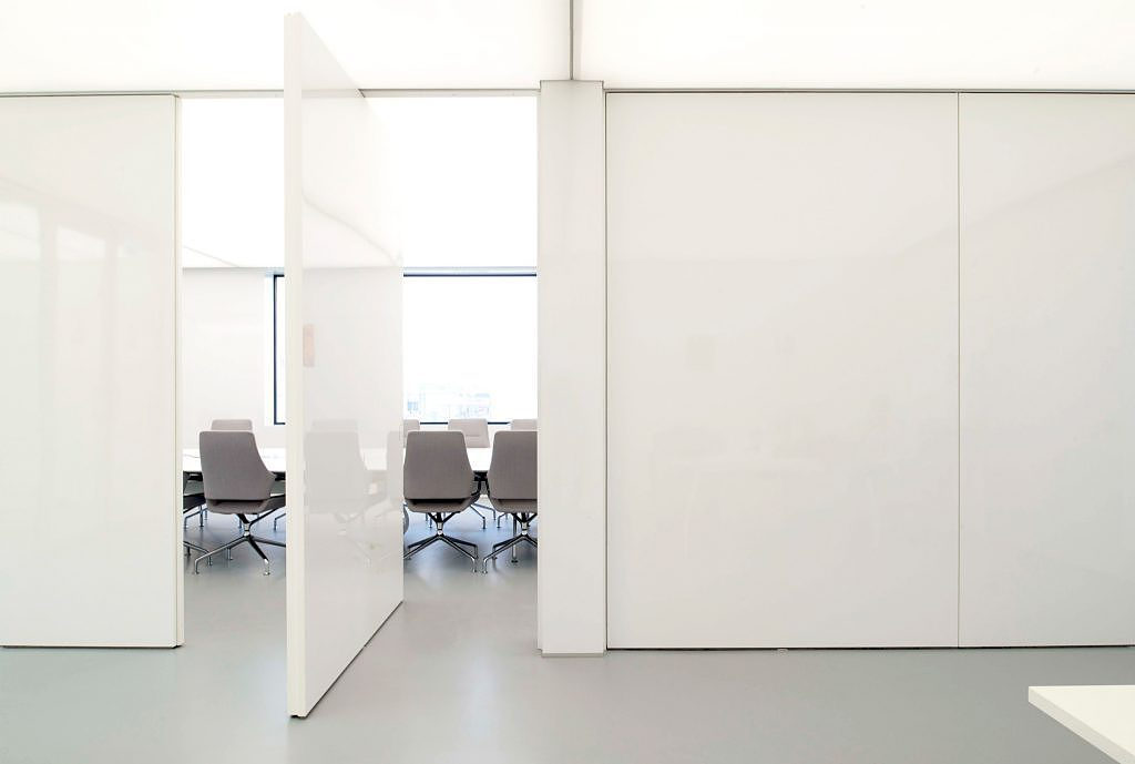 Pivot Hinges for Frameless Pivot Doors | FritsJurgens - Image 6