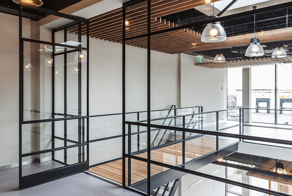 Pivot Hinges for Frameless Pivot Doors | FritsJurgens - Image 7
