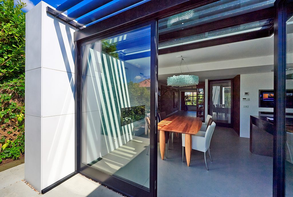 Pivot Hinges for Glass Pivot Doors | FritsJurgens