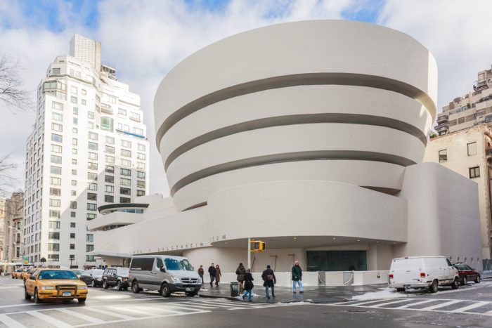 Iconic Buildings of Modern Architecture