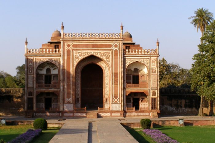 characteristics of Indian architecture