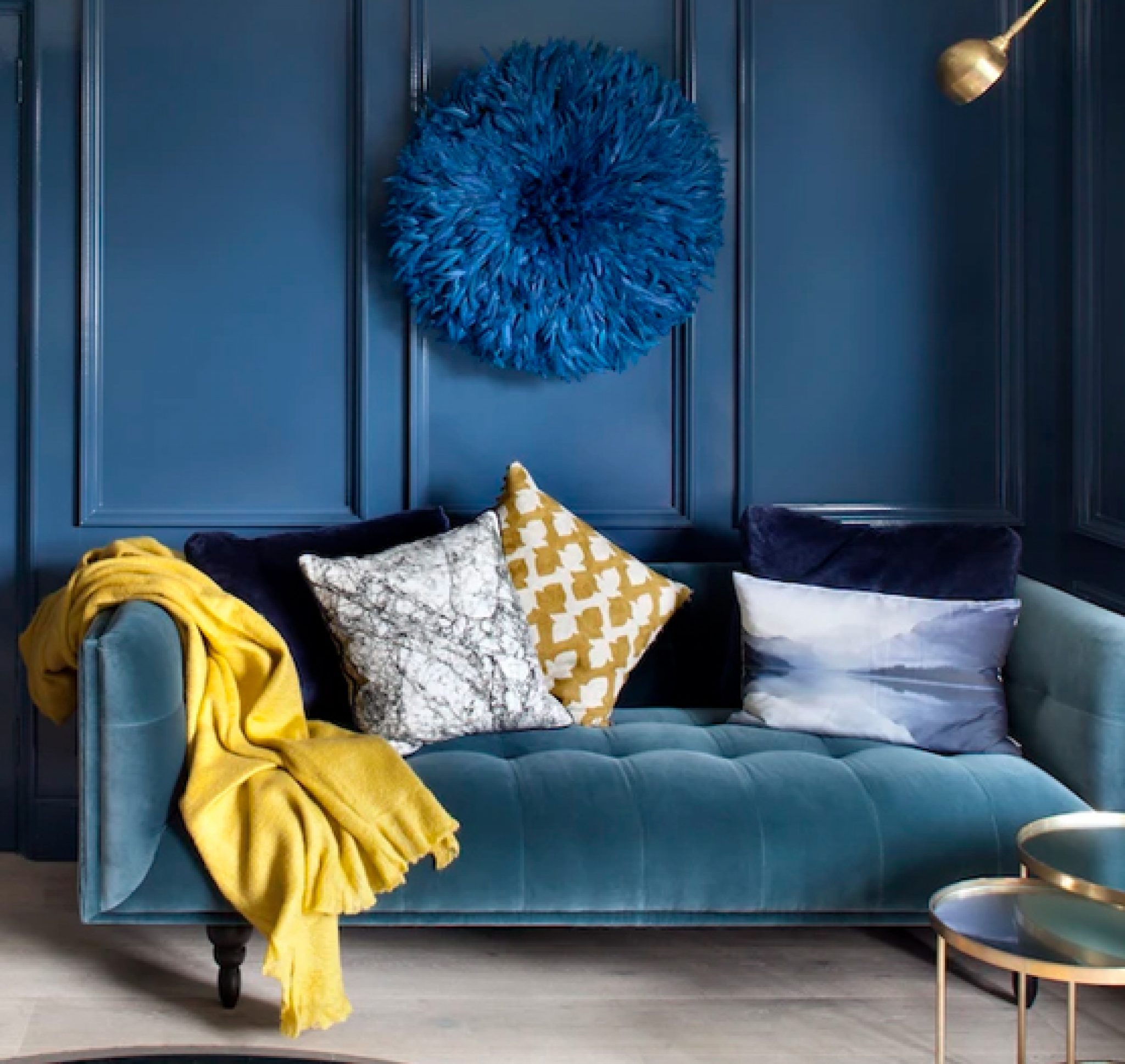 15 Mesmerizing Sofa Ideas for Small Living Rooms Worth Embracing