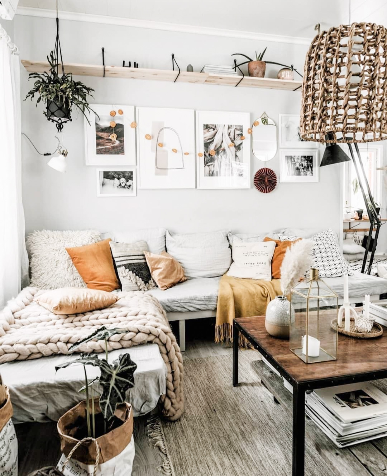 15 Dashing Scandinavian Small Living Room Ideas to Help You Strike ...