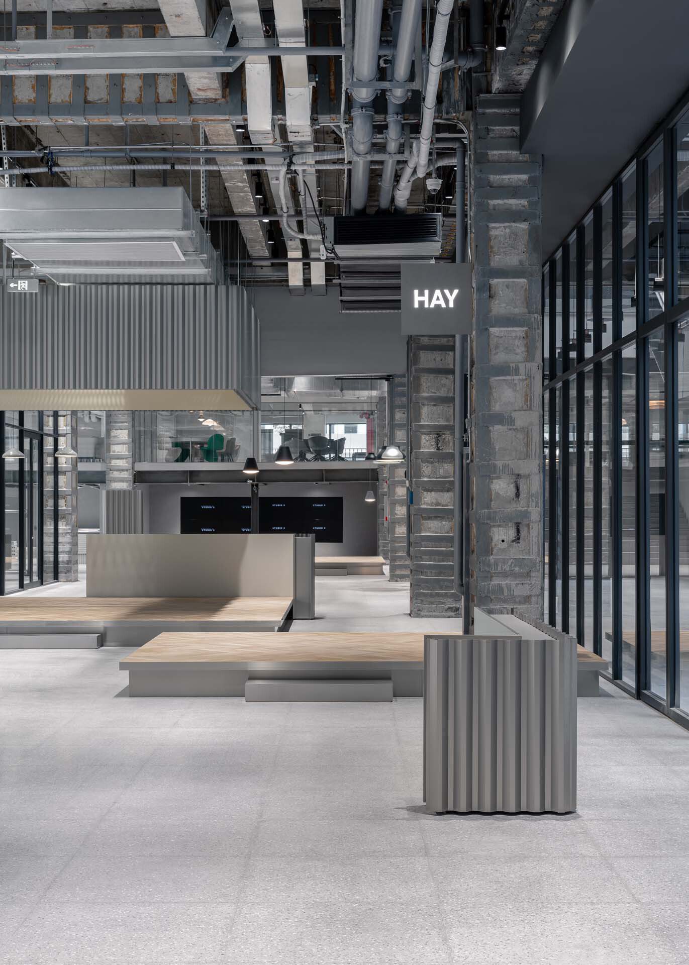 Studio 9 by Aim Architecture, interior, facade, column, beam, bench