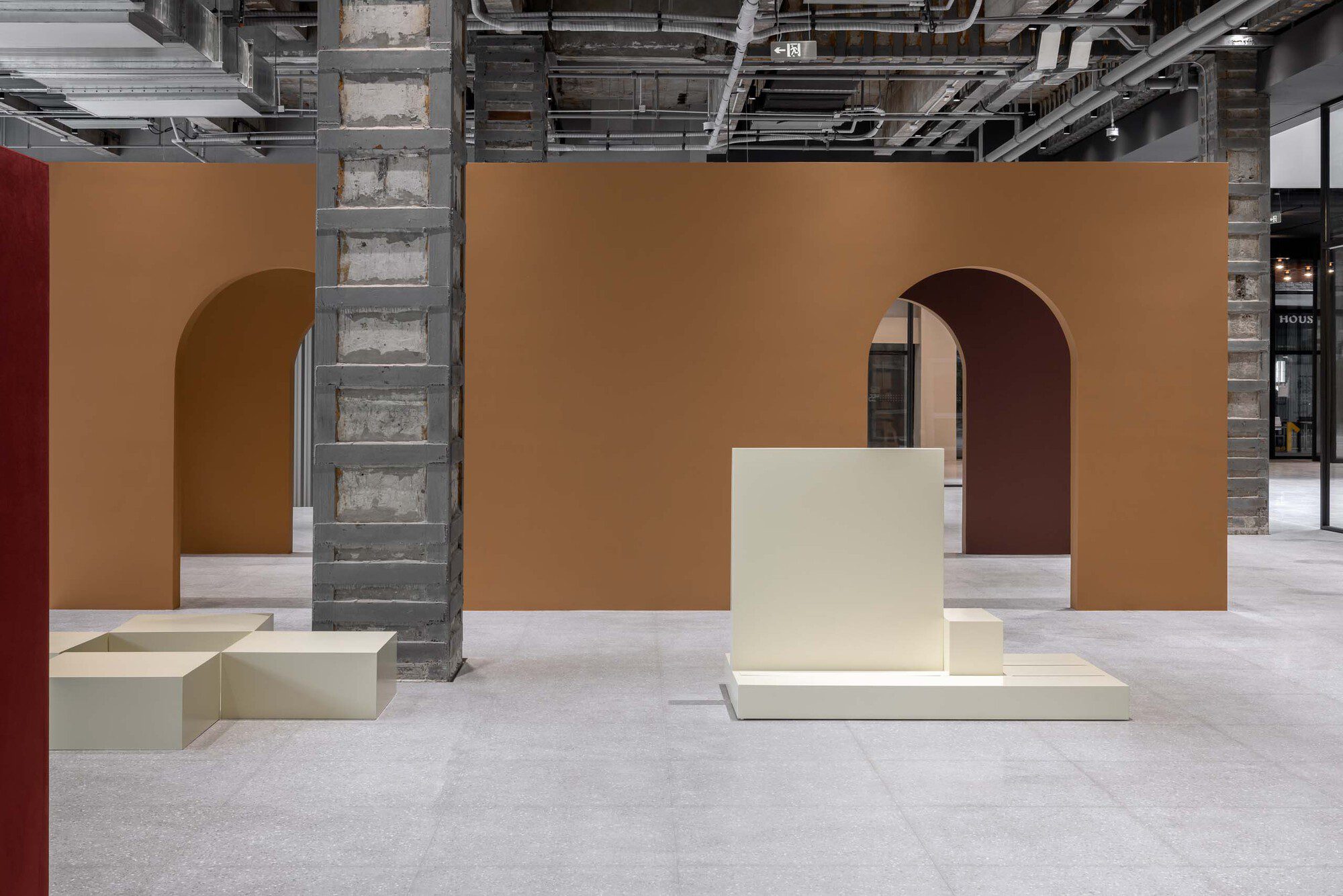 Studio 9 by Aim Architecture, interior, facade, beam, column, arch