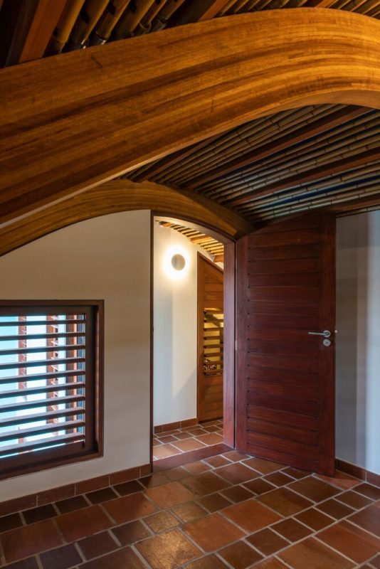 Gutter House Arch2O