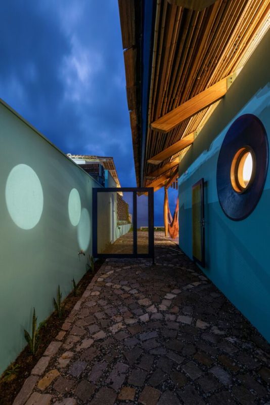 Gutter House Arch2O