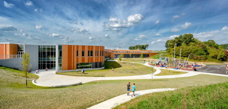 Seneca Valley School District, Ehrman Crest Elementary and Middle School l CannonDesign