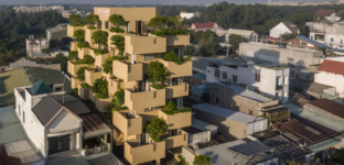 The Flying Block Hotel Arch2O