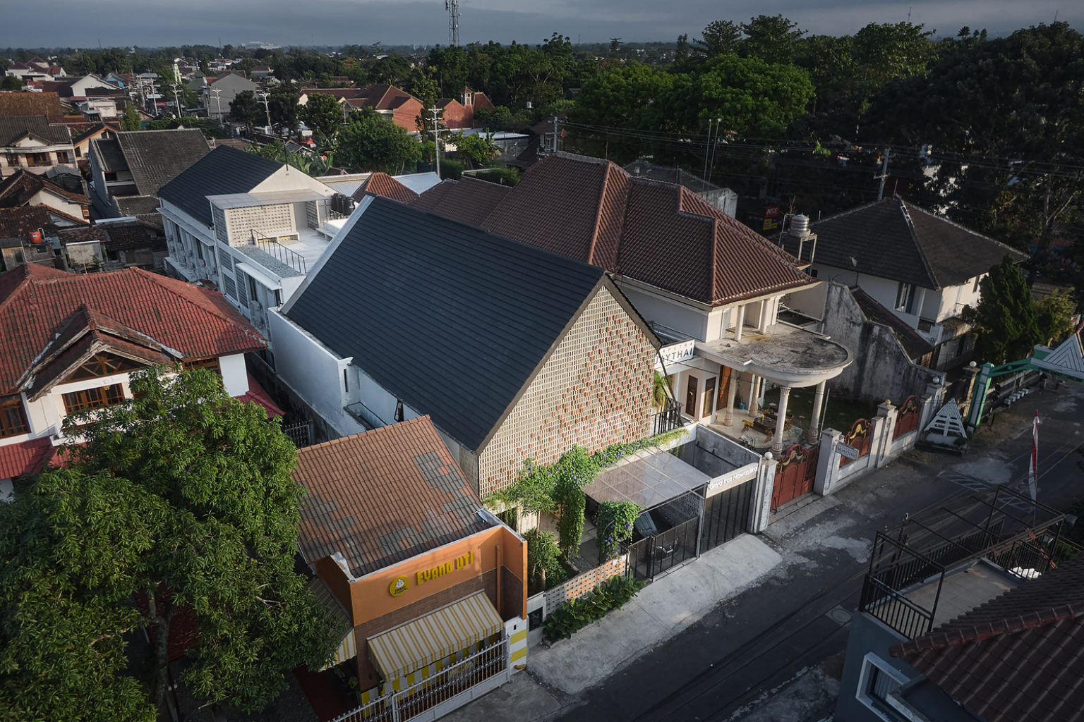 Griya Kos Nawastika Residential and Boarding House l Saturasi ...