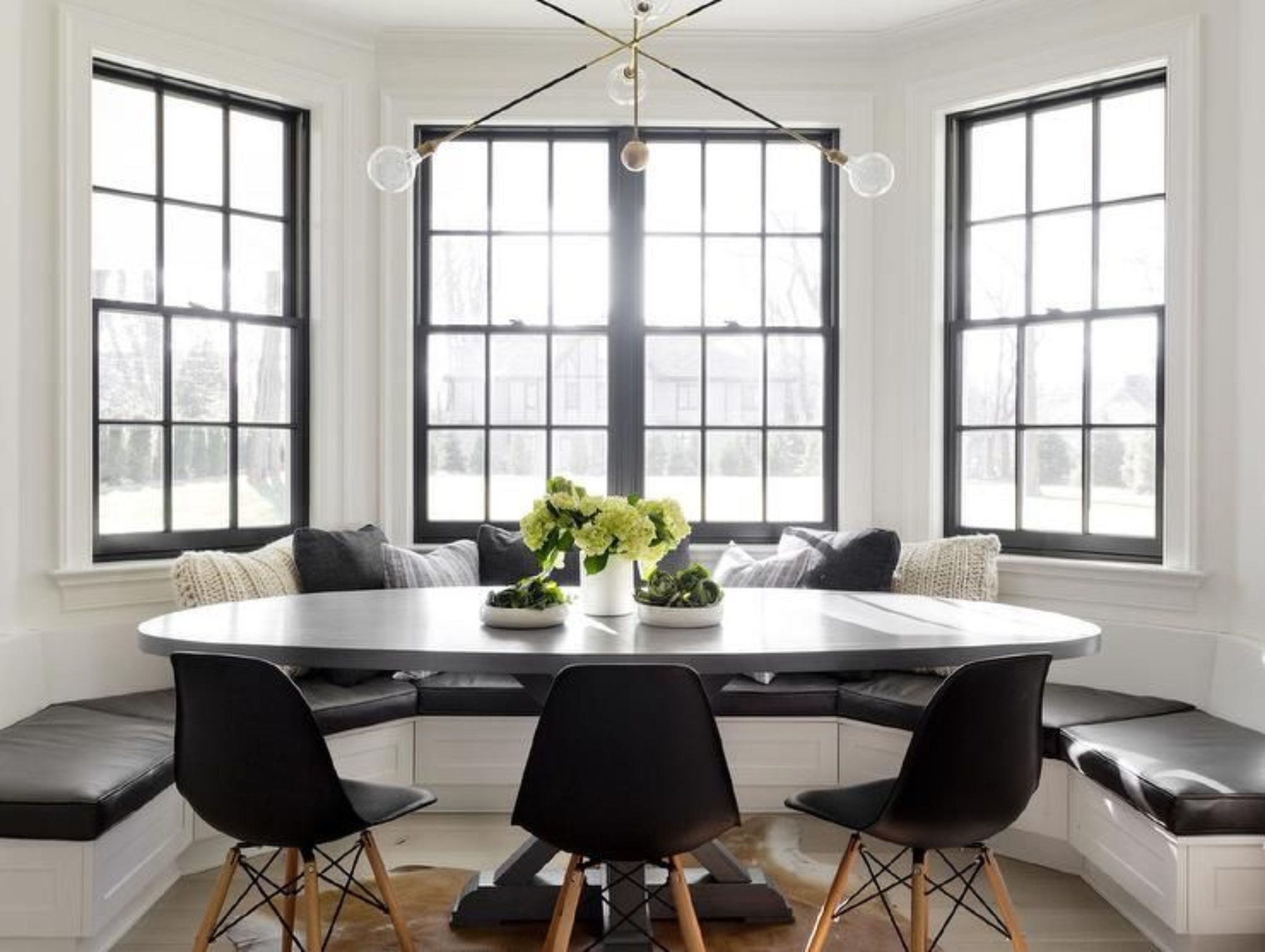 Is Your Dining Room Small? Use built-in Seating Where Provides Extra ...