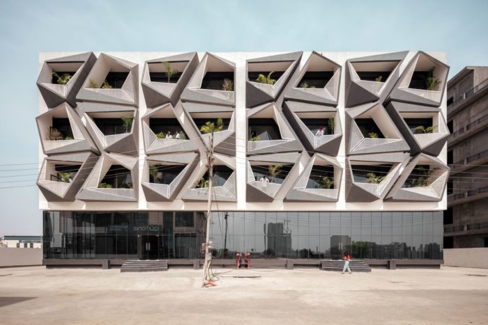 Never Never Cube | Studio Ardete