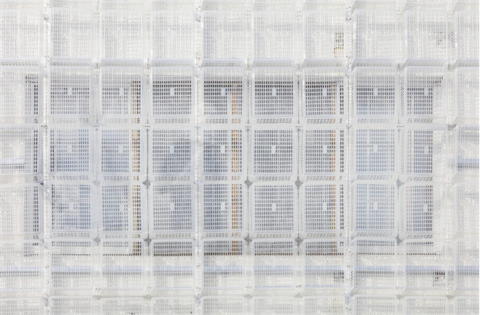 building-a-sustainable-future-architectural-solutions-for-plastic-pollution