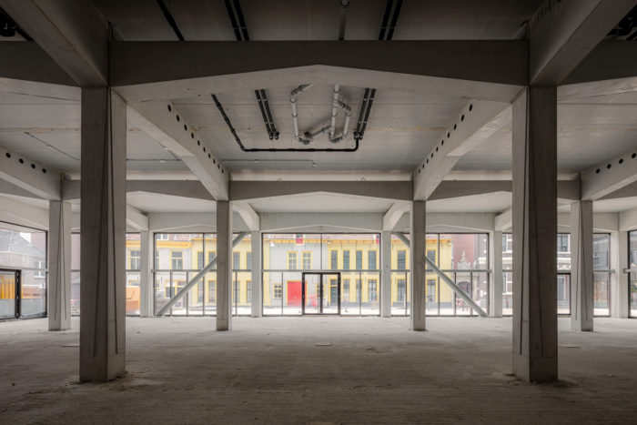 mercado-in-groningen-de-zwarte-hond-loer-architecten