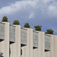 sideway-apartment-ashari-architects
