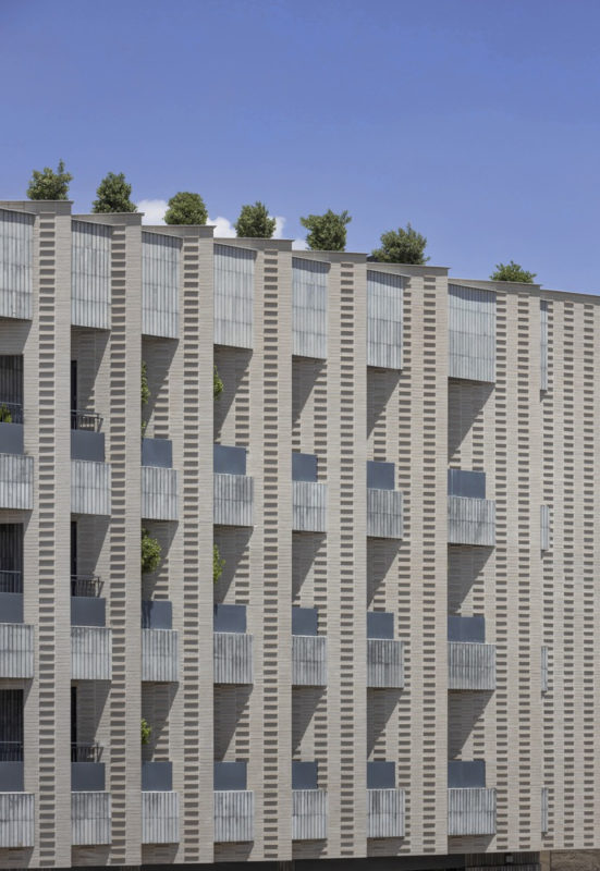 sideway-apartment-ashari-architects