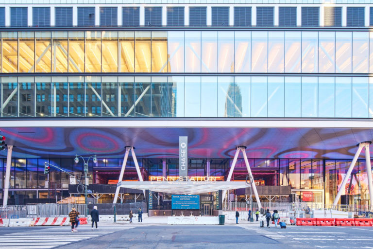 Transformed Entrance: Foster + Partners Revamps Main Entrance of New York's Penn Station, the Busiest US Train Hub