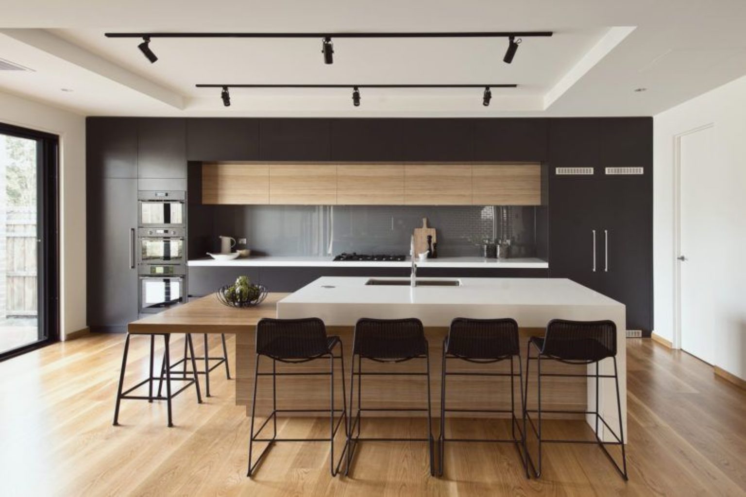 7 Spectacular Kitchen Design Trends You’ll See Everywhere in 2024 ...