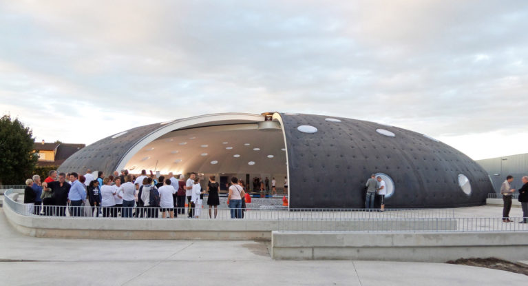 "Tournesol" Swimming Pool Refurbishment | Urbane Kultur