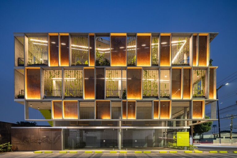 VIPE 201 Commercial Building | Vipe Arquitetura