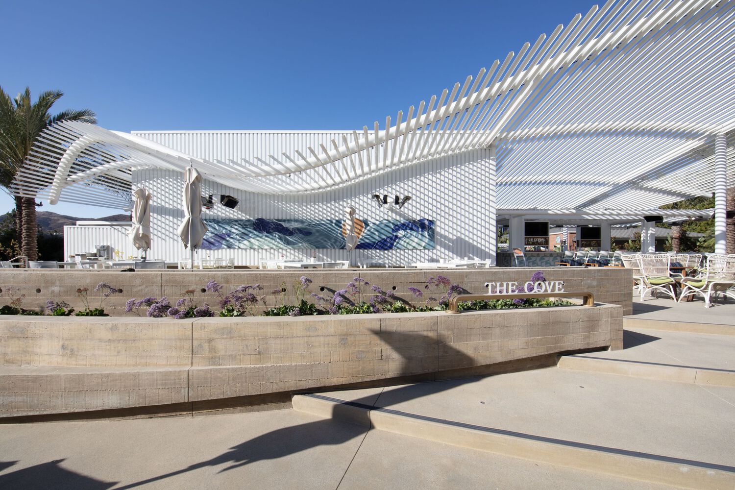 The Cove Four Seasons Outdoor Space