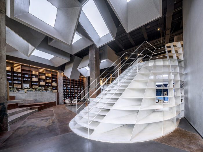 Bookstore in the Blast Furnace | hyperSity architects