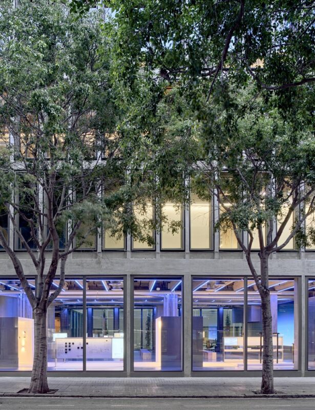 Simon SWITCH Building