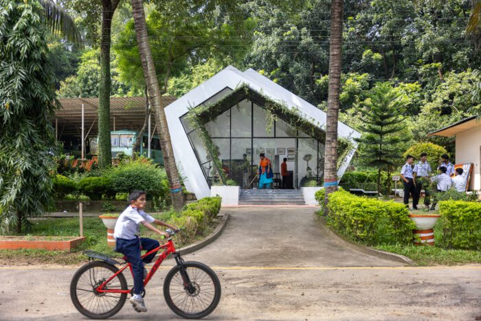 Parental Shed | Vector Plinth