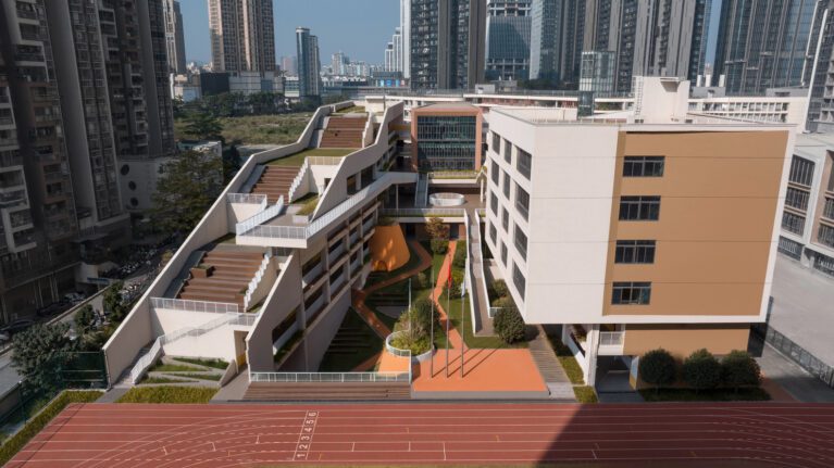Shenzhen Longhua District Qingquan Foreign Language Junior School | Yijing Architectural Design