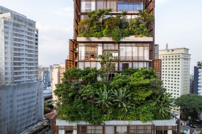 Landscape Design of Torre Mata Atlântica | Benedito Abbud Arquitetura Paisagística